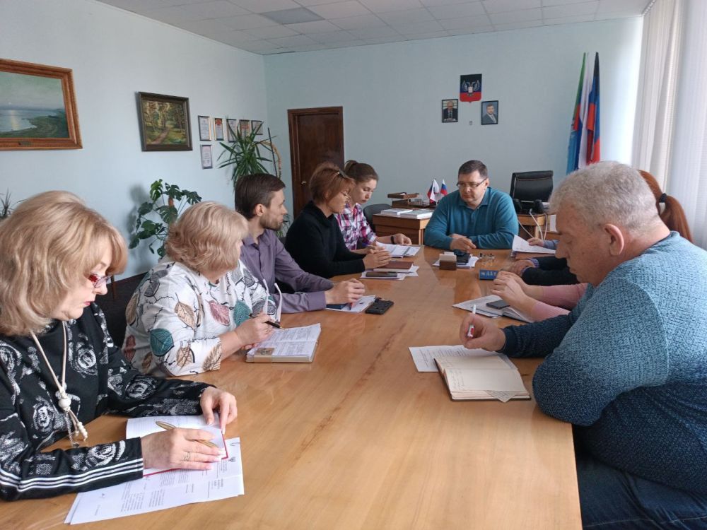 ������� �������: �������, 12 ������, ������ ����������� ��������� �� ������� �������� � �������� ������������ ����� � ������������� ����������� ������������� ������������� ������