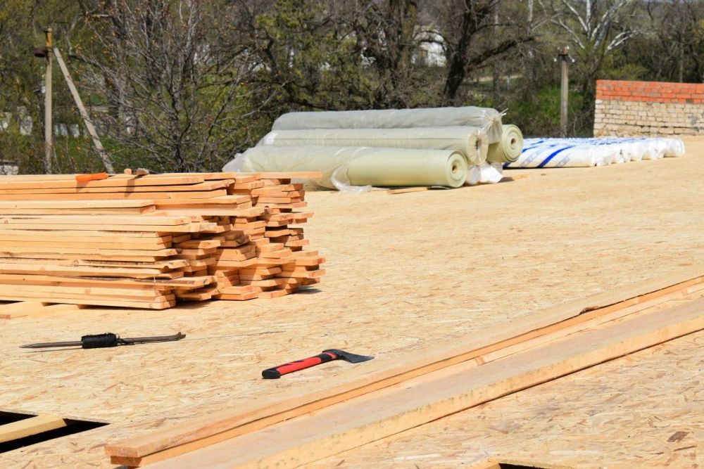 Игорь Лызов: Амурские специалисты продолжают ремонт в Успенской школе