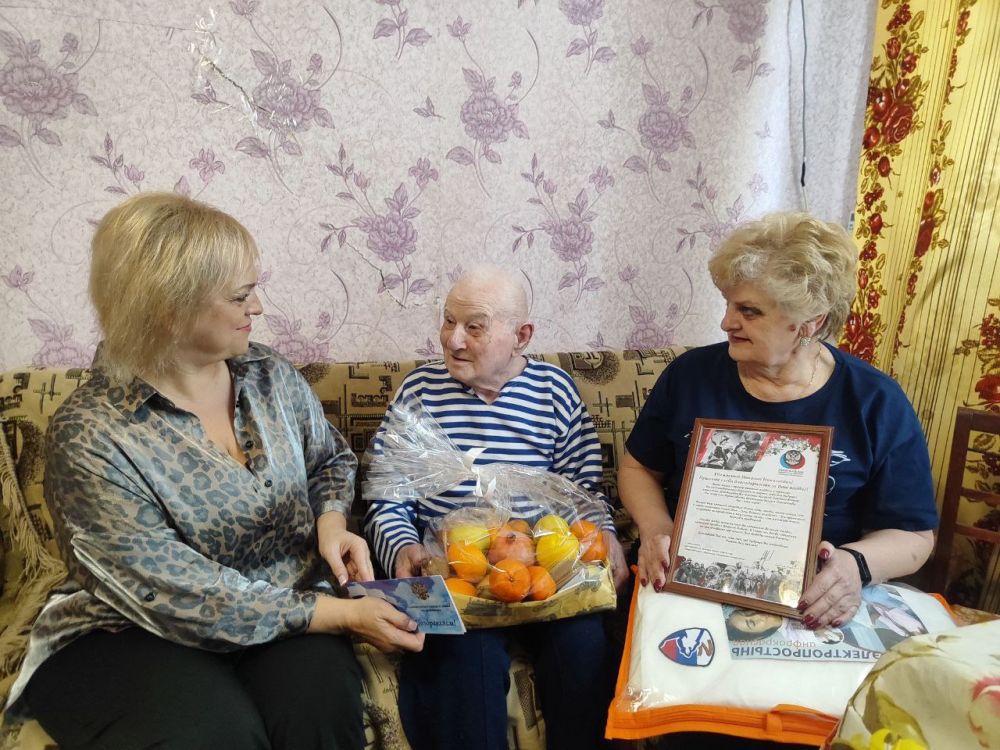 Сегодня, 16 апреля, поздравить с днем рождения и выразить слова искренней признательности за героизм участнику боевых...