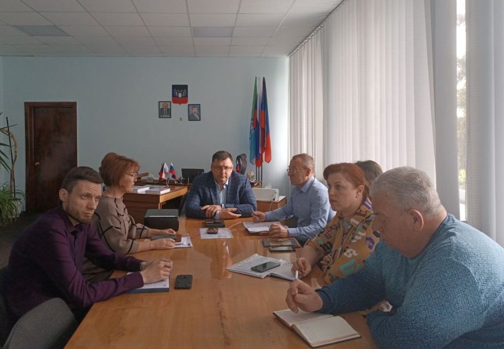 ������� �������: �������, 16 ������, ������ ����������� ��������� �� ������� �������� � �������� ������������ ����� � ������������� ����������� ������������� ������������� ������