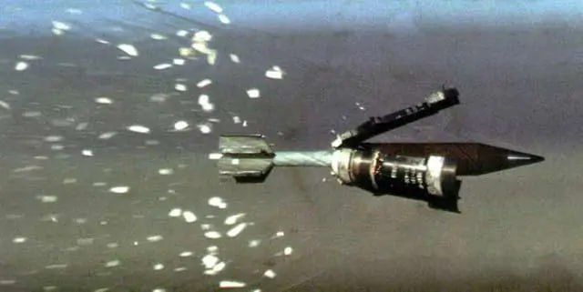 ��������� �������: � ������ ������� ��������� M1A1SA "Abrams" ���������� ����� ��������� 152-�� ������������ ��������������� ������� ���95 "����������-�2" �� ����������� ������������ �����������