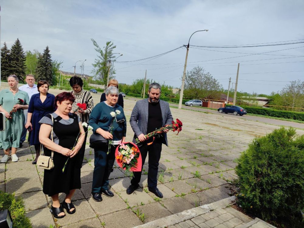 ������� ��������: ������� � ����� � 1 ������ ���������� ���������� ������������� �������� "����� �����" - ������ �������� �������������� �������� ������ � ��������� ��������