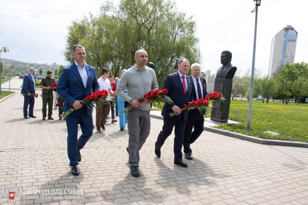 ���� ����: ������ � ������� �������, ��������� ���������� � ���������� ��������� ������ �������� ����� ������