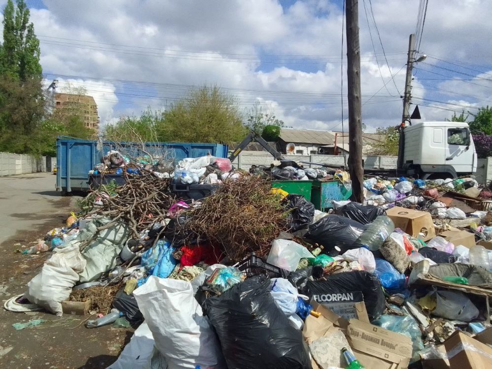 Василий Ткачук: Сегодня администрацией Калининского района г.Донецка совместно с предприятием - перевозчиком ГУП ДНР...