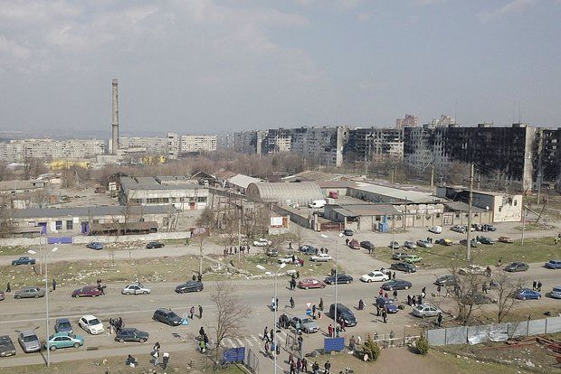 «Живут по своим законам и порядкам». В Госдуме рассказали о жалобах жителей Мариуполя на засилье мигрантов