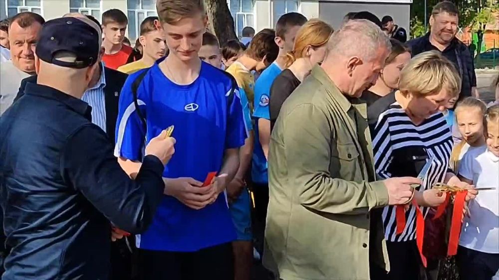 В Мариуполе открыли среднюю школу №4 имени Героя России Владимира Фролова