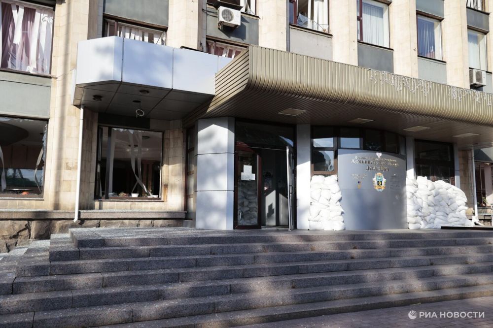 Пушилин освободил Костомарова от должности первого замглавы администрации ДНР