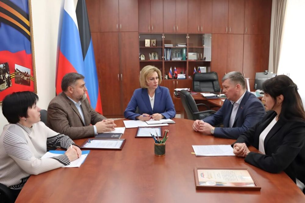 ������ ���������� ������� ������� � ������������ ��������� ���������� ���