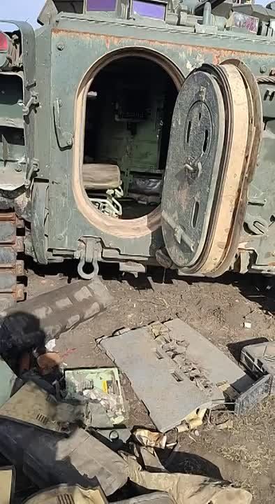 ����� ���������� ���������� ������� �� ������������ ��� M2A2 Bradley ODS-SA, ������� ������� � ������ ��������� �� ���������� �����������
