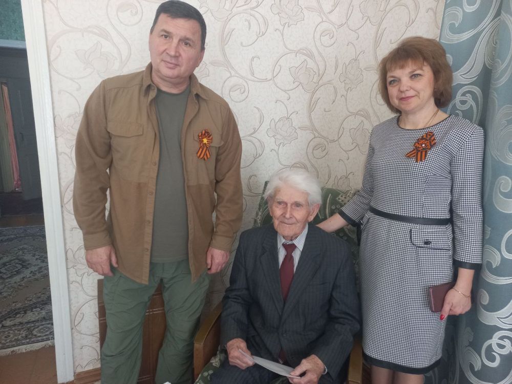 «Время быстротечно, но оно не властно над подвигом, сколько бы лет ни прошло, война не уйдет из памяти. Традиционно, весной стараюсь проведать наших ветеранов и тружеников тыла Великой Отечественной войны»