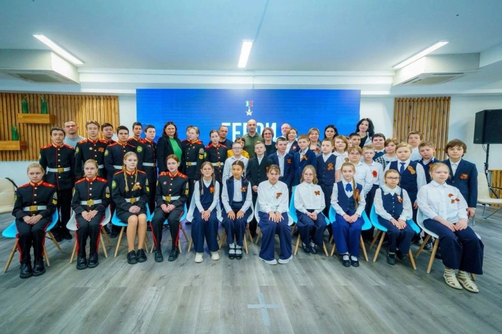 ���� ����: ������� �����-��������, ���������� � ��������� 4-� ������ ����� �6 ����� ����� ���������� ����� ������� ������