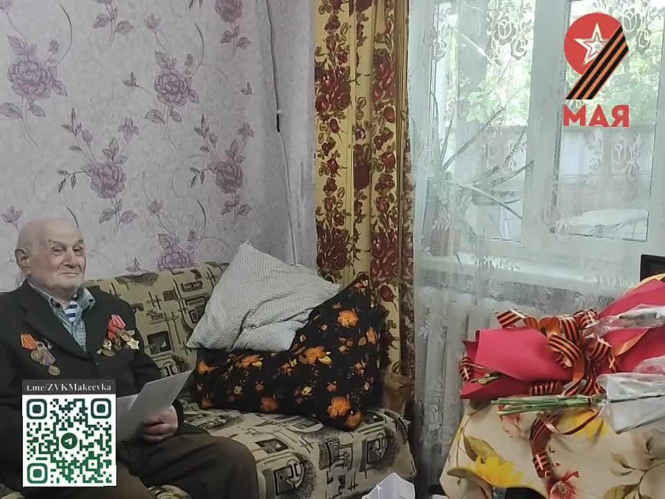 Владислав Ключаров: Сегодня с огромной честью и радостью поздравил ветеранов Великой Отечественной войны с Днём Победы!