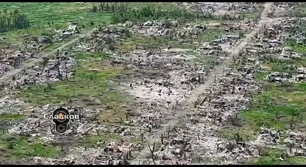 Александр Сладков: НАСТУПЛЕНИЕ ИЛИ НЕ НАСТУПЛЕНИЕ? ВСЕ МЫ ЛОВИМ КАЖДОЕ СЛОВО ОБ ОБСТАНОВКЕ В ЗОНЕ СВО, КОНЕЧНО, ХОЧЕТСЯ ВИДЕТЬ НАШИ УСПЕШНЫЕ АКТИВНЫЕ ДЕЙСТВИЯ, ЖДЕМ, СЛЕДИМ — РОДИНА ОБЯЗАТЕЛЬНО ВСЕ УЗНАЕТ