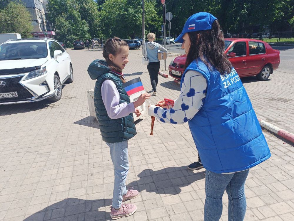 Василий Ткачук: Сегодня, 11 мая, к 10 летнему юбилею Донецкой Народной Республики, в рамках акции «С Республикой в сердце»...