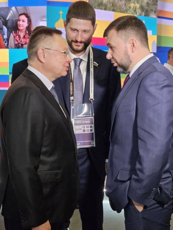 Александр Волошин: Праздник на ВДНХ. Вчера на ВДНХ состоялось торжественное мероприятие в честь десятилетия Донецкой...