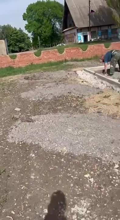 Бурятия дополнительно благоустраивает детские площадки в Старобешевском округе