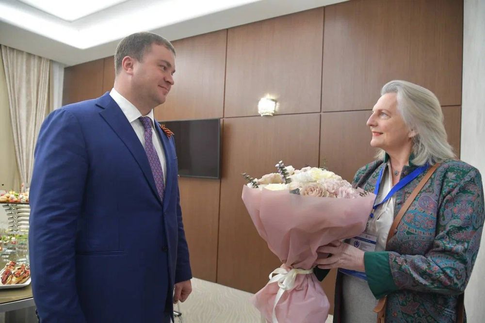 Виталий Хоценко: На полях международной конференции «Безопасность водных ресурсов — 2024» пообщался с руководителем Геополитической обсерватории по ключевым проблемам России (Центр «G.O.R.K.I.») Карин Кнайсль