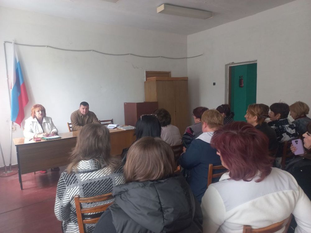 Игорь Лызов: Провел встречу с жителями пгт Кутейниково