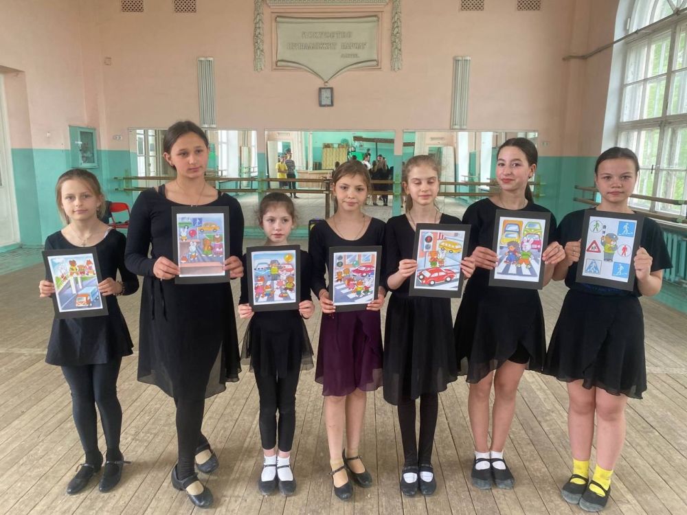 В Комсомольском прошла игровая программа «Правила светофора»