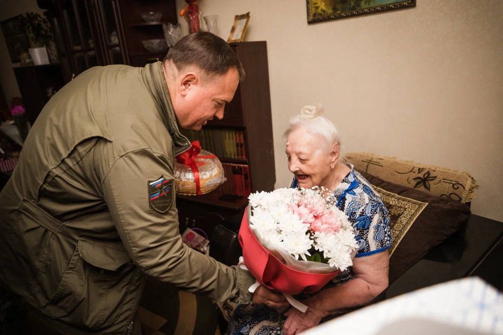 101-� ���� ��������. 22 ���� 1941-�� ���� ���������� � 18-������ ��������� ���������� � �������� �� ���������. � �����-��...