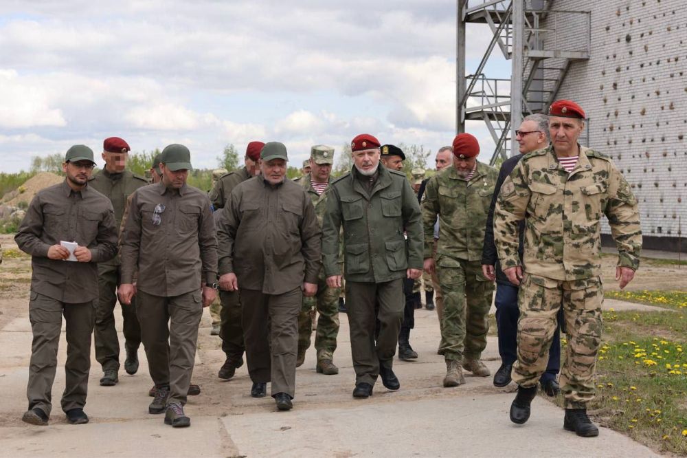 �������-��������� ������� �������� �������� ���������� ������������ � ���������� �� ����� ������� ��������� ������