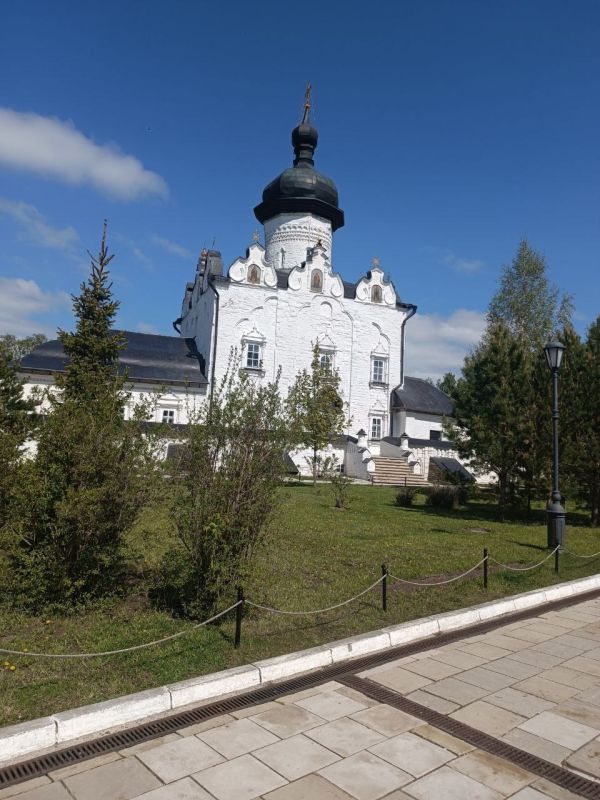 ������ ��������: � ���� ������� ������� � ���������� ��������� ���� ���������� XV �������������� �������������� ������...