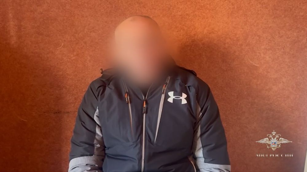 Ирина Волк: В ДНР полицейские задержали подозреваемого в серии мошенничеств, который представлялся врачом-хирургом