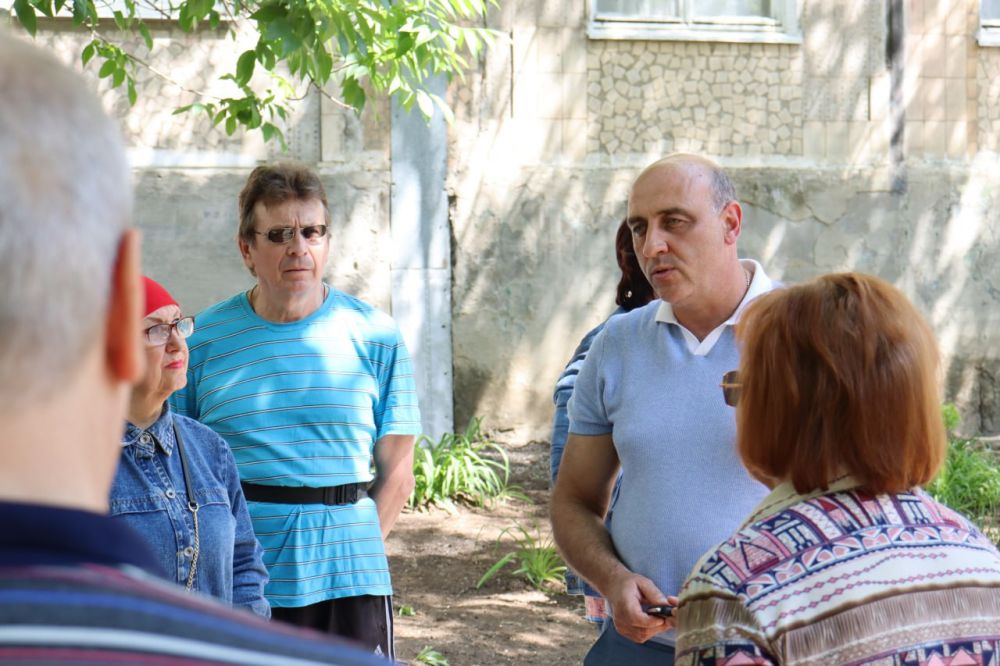 �������, 21 ���, ������� �������, ����� �������������� ����������� ��������� ����� ����� ������ ������� � ���������� �� ������: ���������� 4 ��� 2