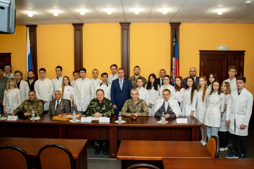 ������ ���������� � ������������� ��������� �� �������� ������ ������� ������� � �������� �������