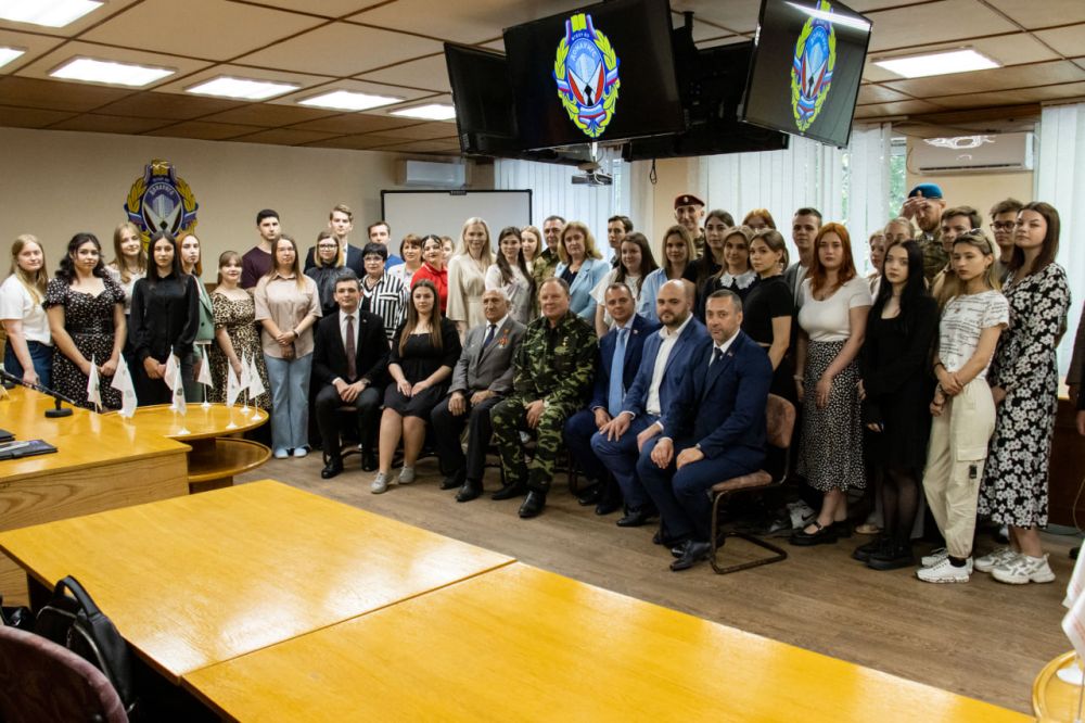 ����� ������ ����������� � ��������� ����������