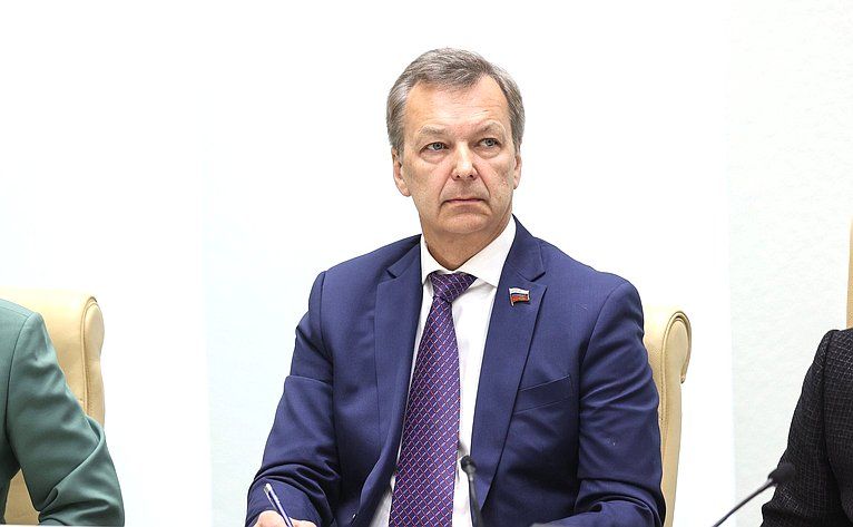 �. �����: �������� ���������� �������������� �������� � ���������� � � ������ �������� ������ ���������