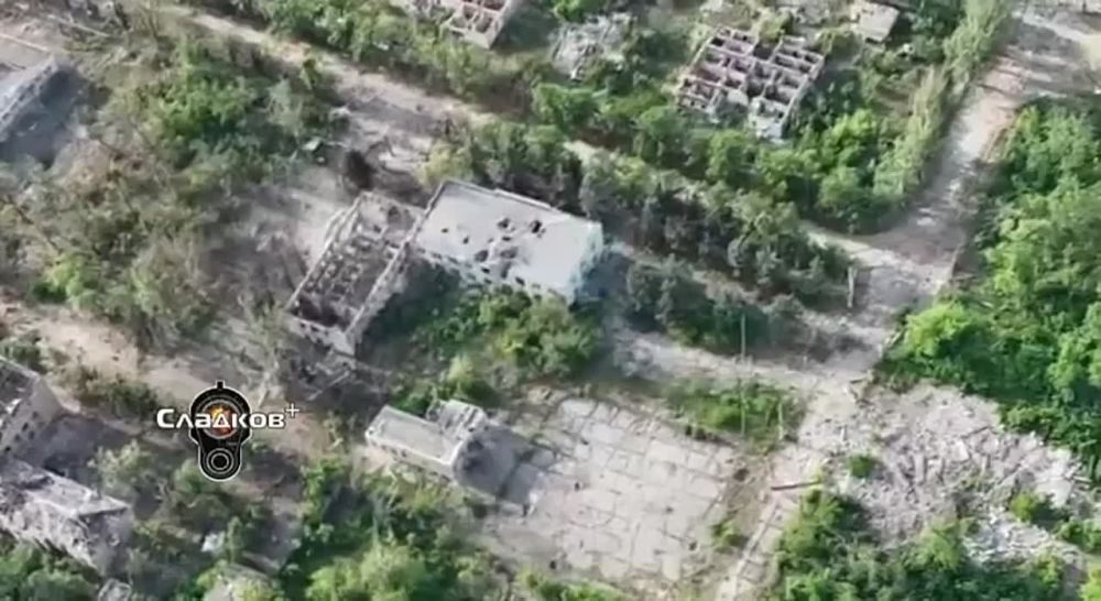 Борис Рожин: ВС РФ заняли здание городского совета в Красногоровке