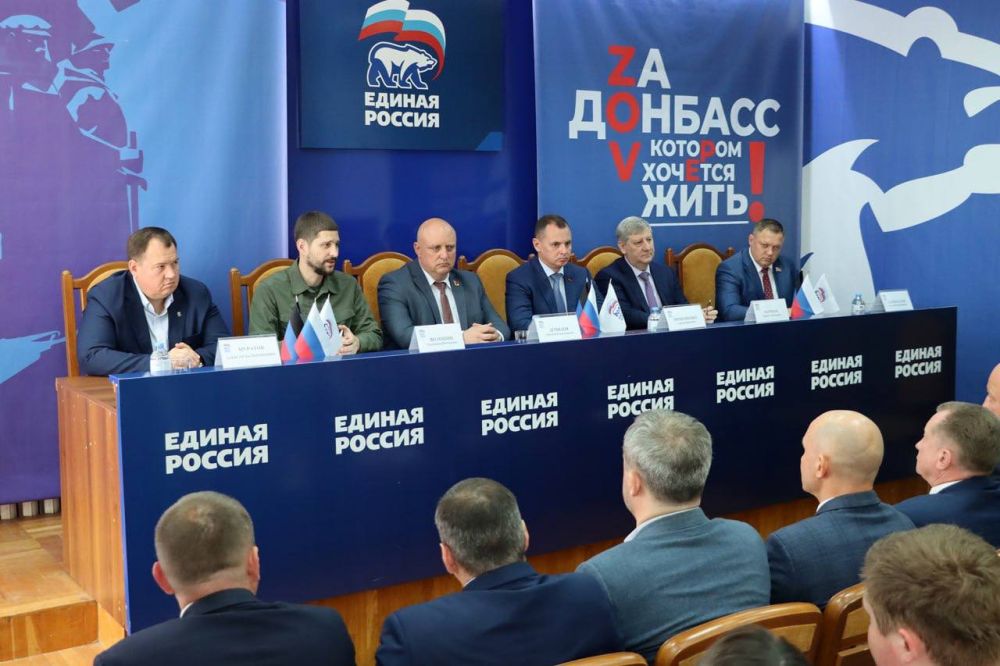 Андрей Чертков: С делегацией Витебского областного Совета депутатов обсудили возможные направления сотрудничества