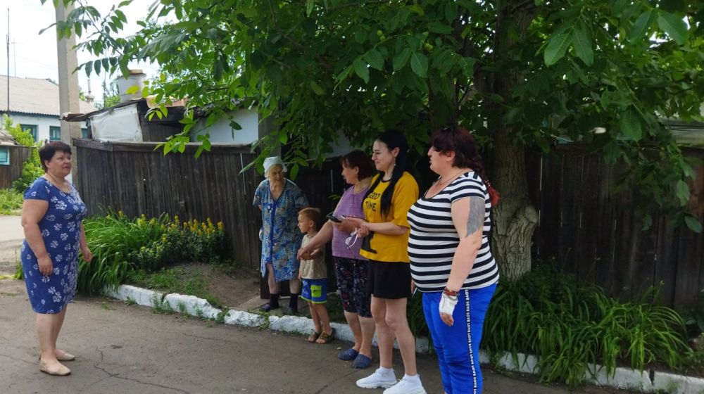 ������� �������: �������, 4 ����, ������� ���������, ����� ������������� ���������� ������������� ������� ������� � ���������� �� ����� ����������