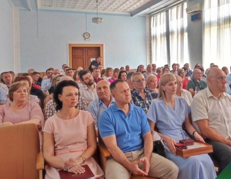 ������� ��������: �� ������������� �����������, ����������� 90-������� ������ �� "���������� ������������� ����" ��� ��� "������������ ������������������ ��������" ������ ���������� ������������� ������ ������������� ����� ���� ����������: