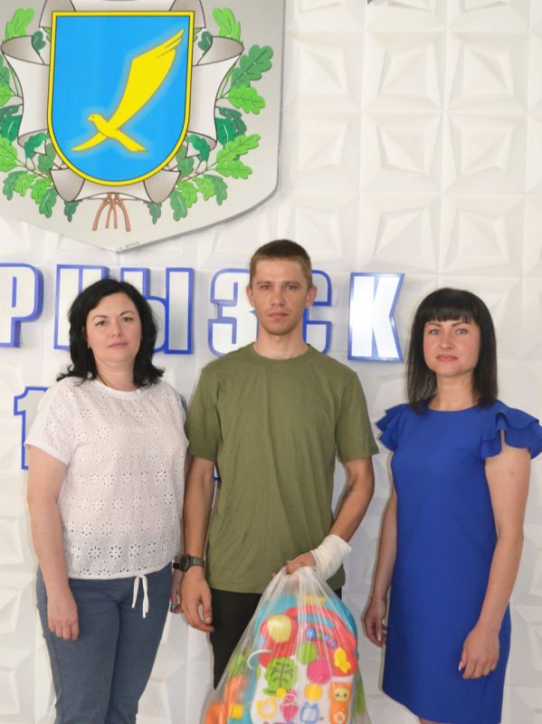 Сегодня, 13.06.2024, председатель совета женщин Харцызска, управляющий делами администрации муниципального образования...