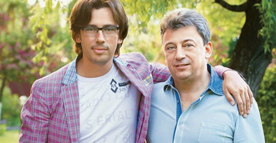 Новости к этому часу:. Обыски у брата Максима Галкина (признан Минюстом иноагентом) Дмитрия были связаны с сокрытием...