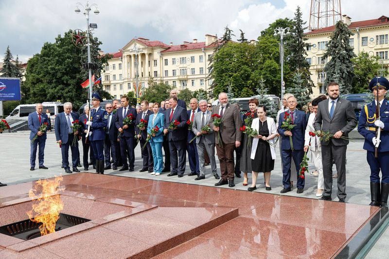 ������� ����������: �� ������� � 66-� ������ �������������� �������� ����� �������� � ������ � ������� �������� ����������