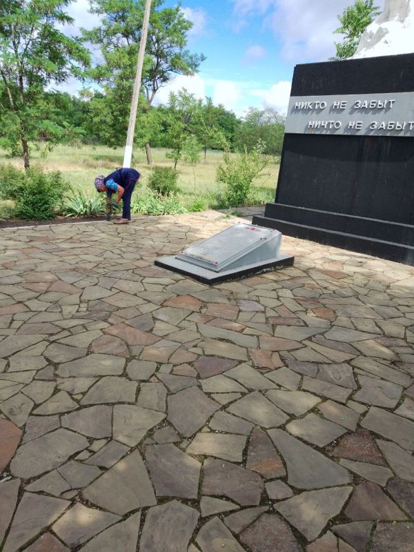 ���� �����������: ������ ������������ ����������� ���� ��������� ������ �� ��������� ������� � ������� �� ���������� �. ������: