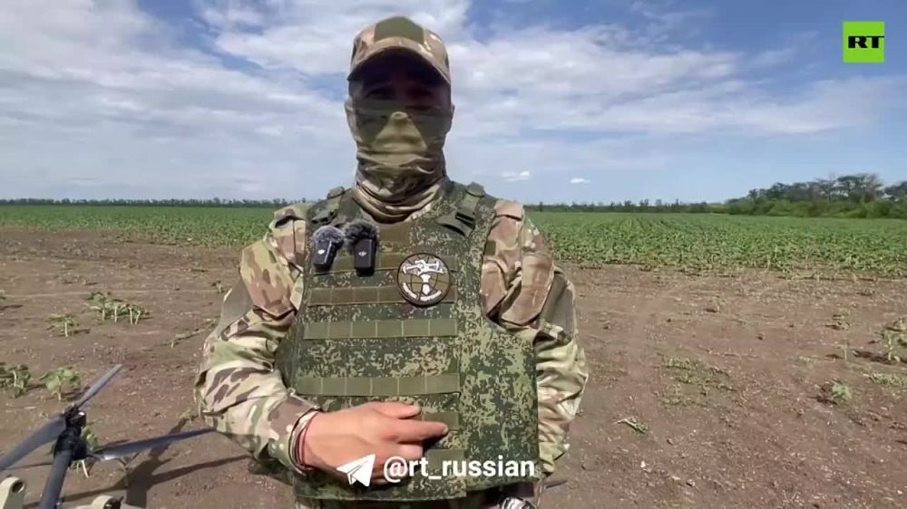 На Запорожском направлении испытали FPV-дрон «Перун», который может вести огонь из противотанкового ракетного комплекса и нести груз до 200 кг