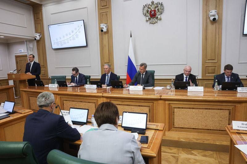 �������� �����: ������ ������� �������������, ����������� �������� ���� ���� ����� ���� �������� [���, ���, ���������� � ����������� ��������] � ��� ���� ������������, �������� ������