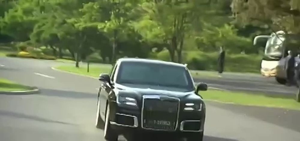 ������ � �������: �������� ����� ��� ��� �� ���� Aurus � �������� � ������� ��� ��� ���!