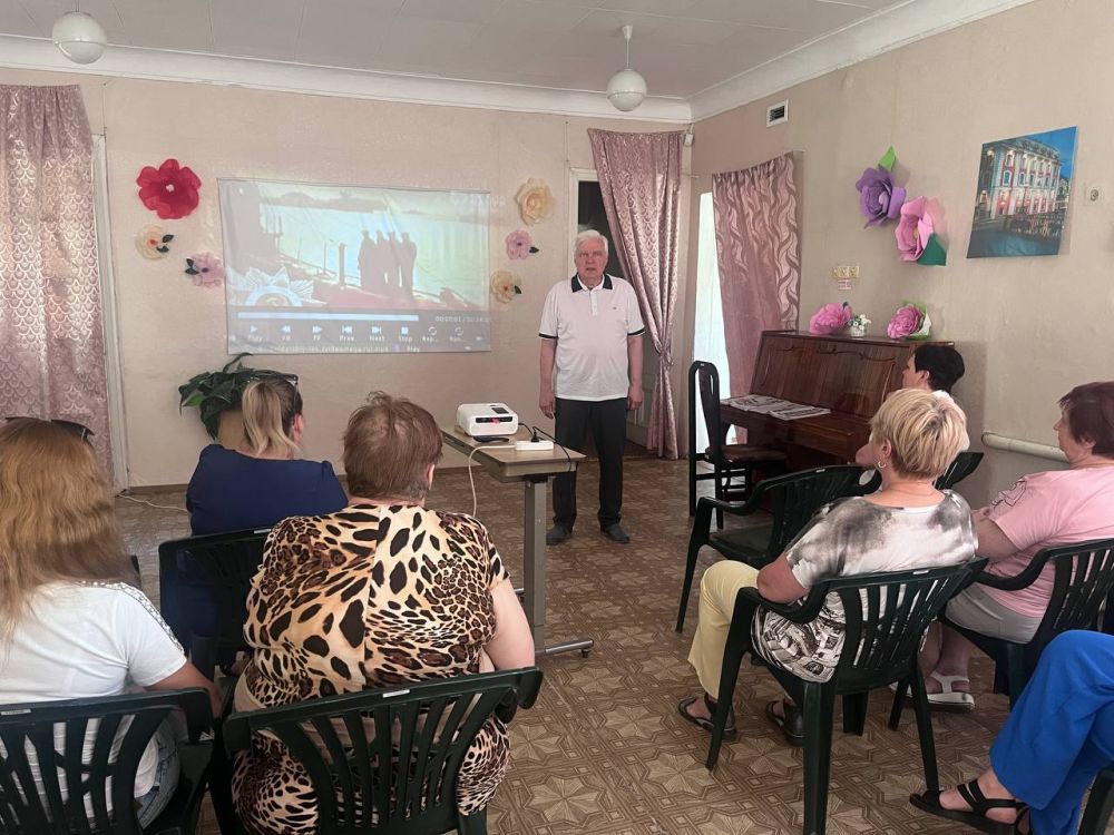 �������, 19 ����, � ���������� ��� ������ � ������, ������������ ������ ����������-���������� ���������������� ������...