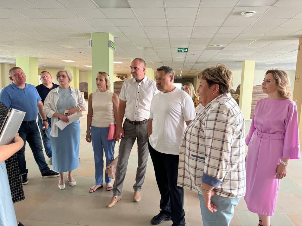 Заместитель руководителя Казначейства России Александр Демидов посетил объекты капитального строительства находящиеся на казначейском сопровождении в городегерое Волгограде