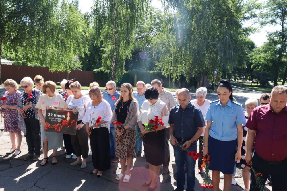 ������� �������: ������������� ������ �������� � ������ � 27 ��������� �������, �������� � ���� ������� ������������� �����