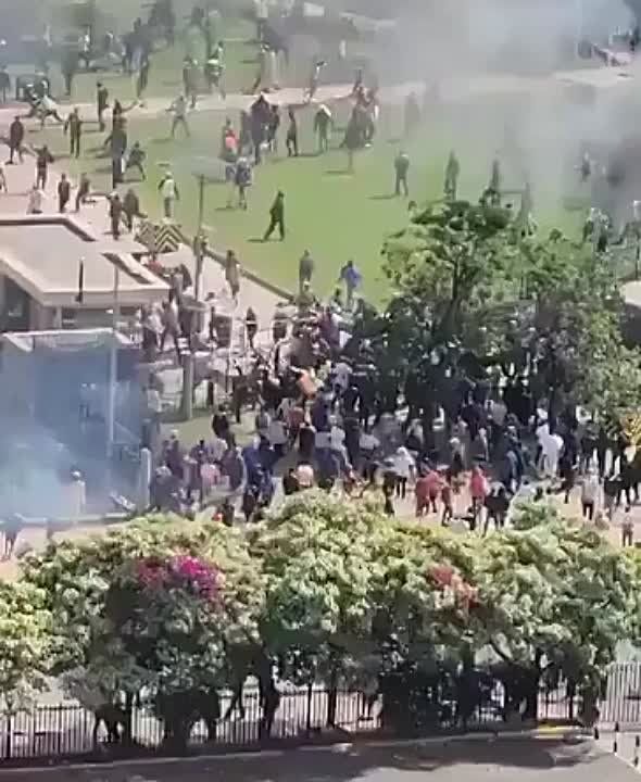 � ������� � ������� �����, ������������ ���������� � ���������, � ������ ������� �����