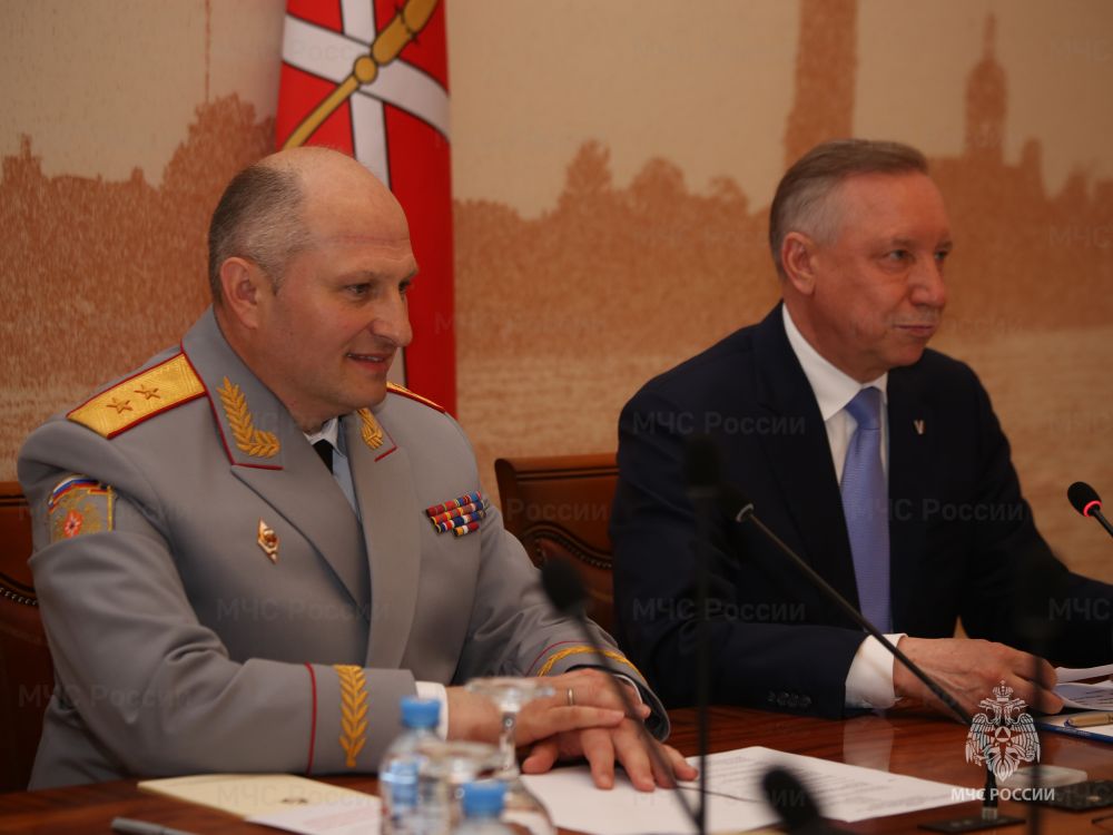 ��������� �������� ������ �������-������������ ����� � �����-���������� � ���������