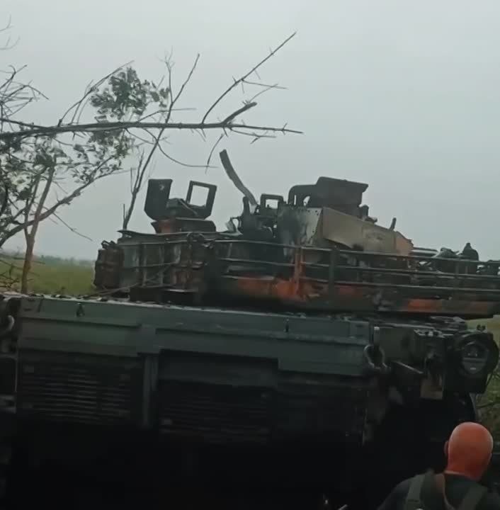 Борис Рожин: Бойцы РФ затрофеили очередной Абрамс на Авдеевском направлении