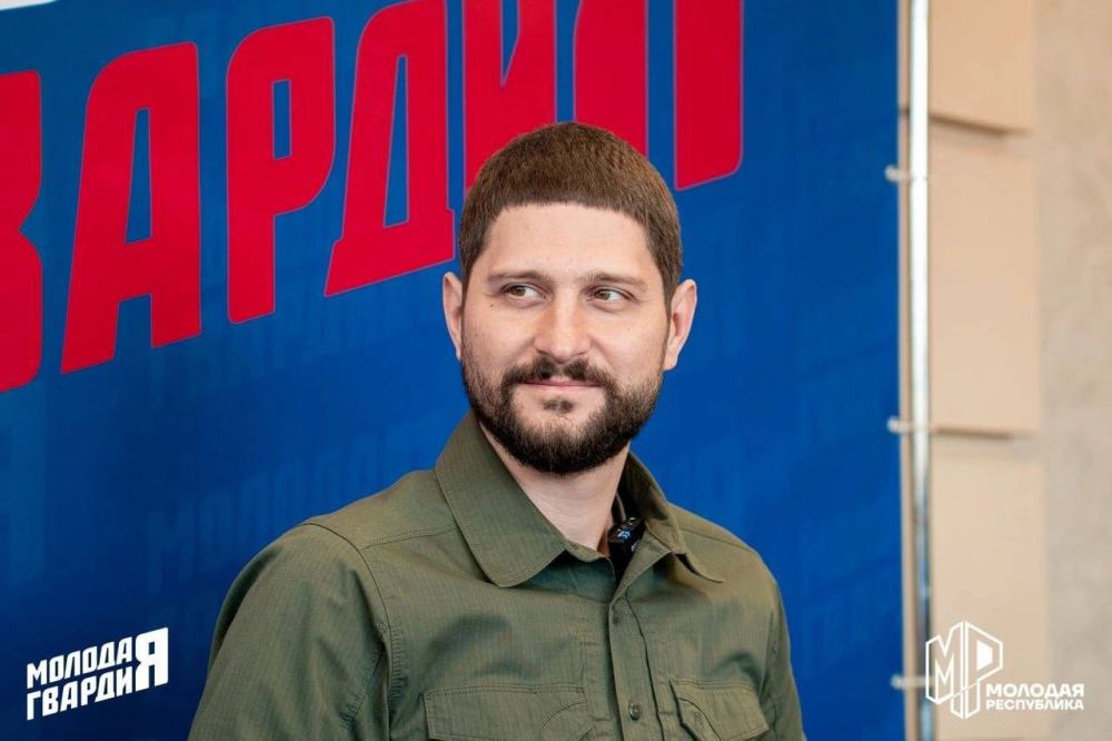 Александр Волошин: Сегодня мы отмечаем День молодёжи России — праздник юности и безграничных возможностей