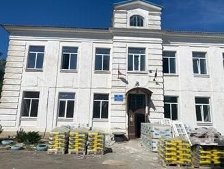 Бурятия планирует отремонтирует школу в Старобешевском округе